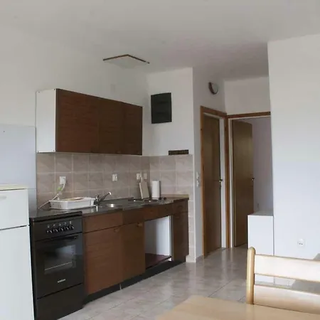 With A Parking Space 3* Lumbarda